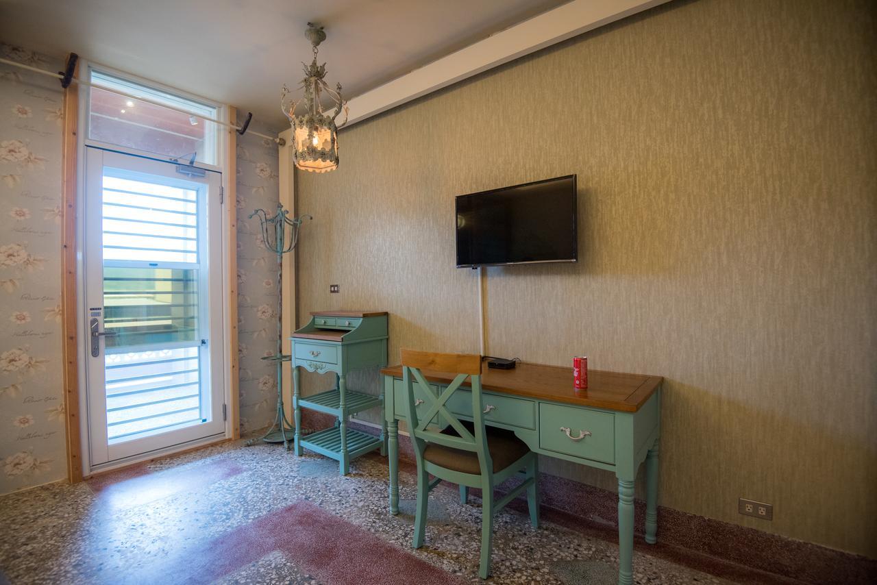 Ripoll'Es Homestay Chishang Bagian luar foto
